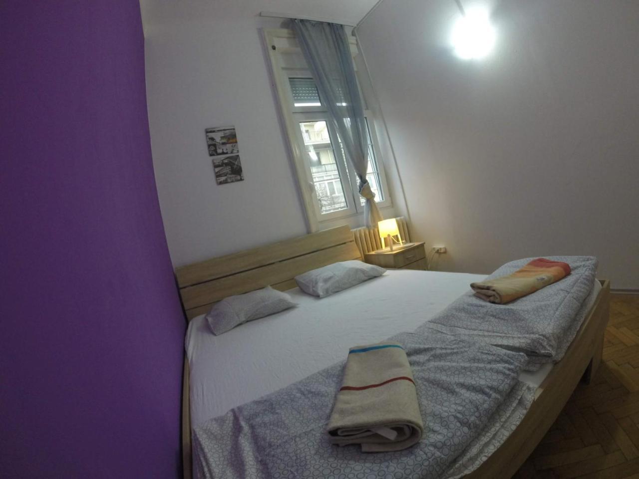 Habitat Hostel Belgrad Exteriör bild