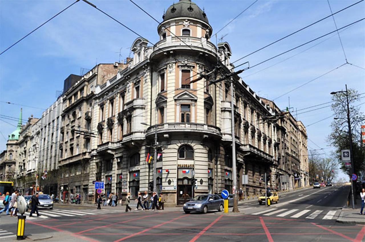 Habitat Hostel Belgrad Exteriör bild